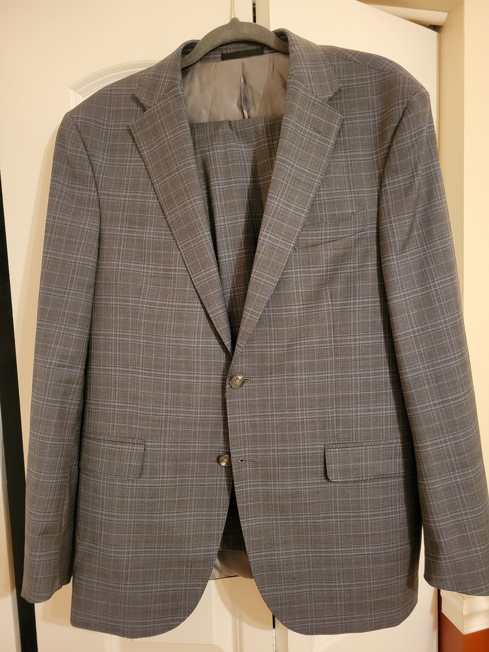 Kenneth Cole Gray Plaid Wool Two-Button Suit Jacket